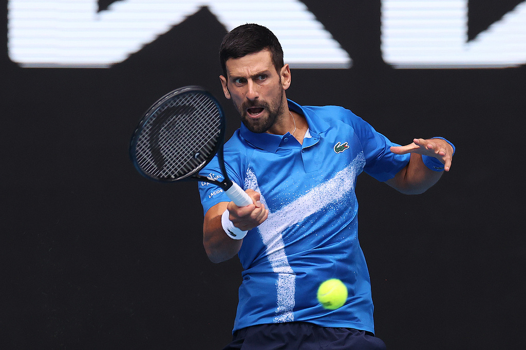 澳网鏖战年终总决赛，德约科维奇带队取胜