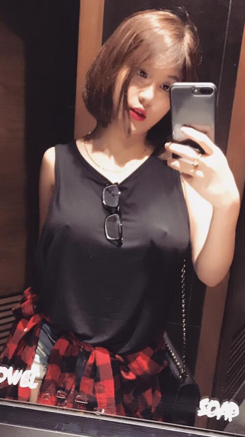 鏖战与惊艳，威廉姆斯与哈斯的角力，皮亚斯特里一鸣惊人