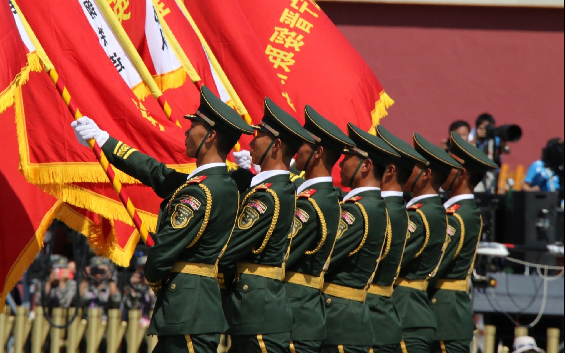 张本智和领军日本队力克奥地利,中国乒乓球队以全胜战绩强势晋级