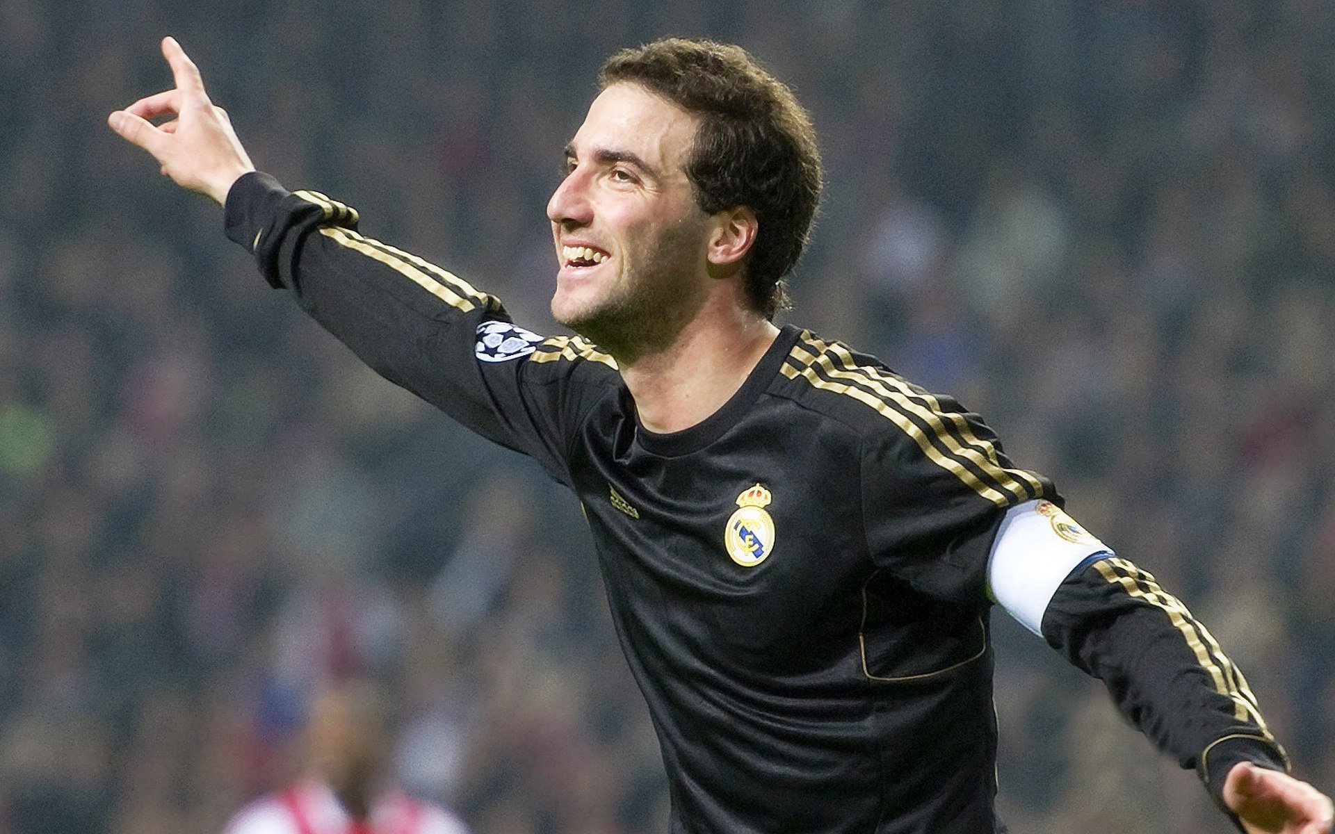 NBA季后赛悬疑剧的剧作家,第三节就为对手写下终章