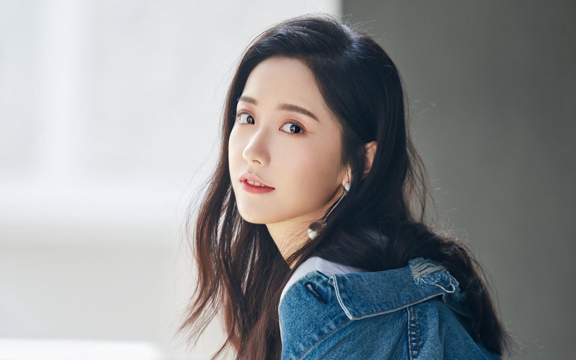 足球殖民，南非资本逆袭英超，布鲁诺如何成为新斯坦福桥的反向殖民者