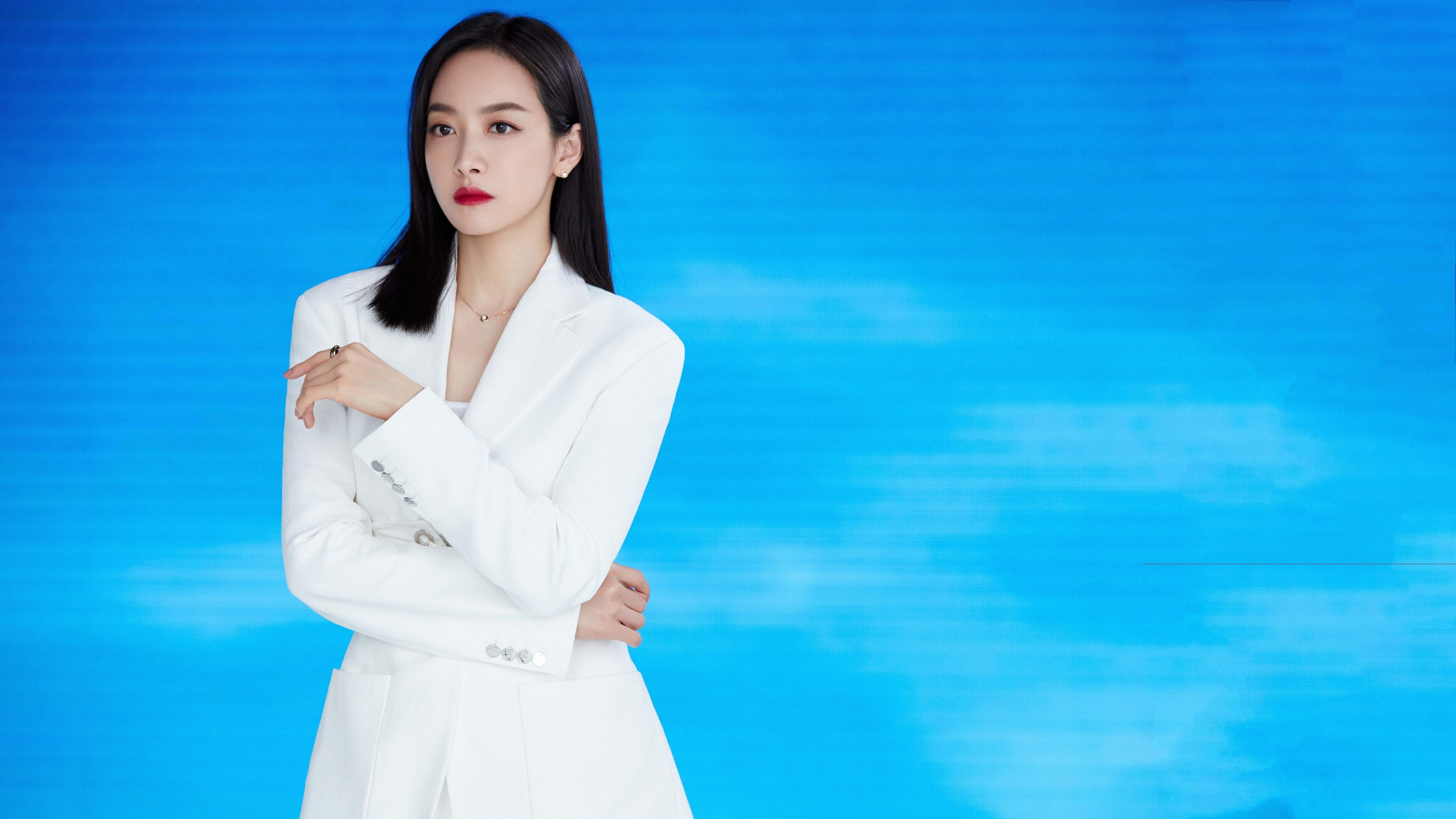 4月5日，波士顿的猛龙飞入上海，密尔沃基的控卫冲向英超