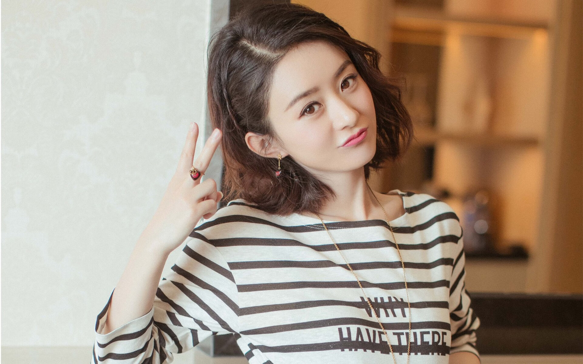 从世界之巅到英超王座，阿尔瓦雷斯用大场面基因接管比赛