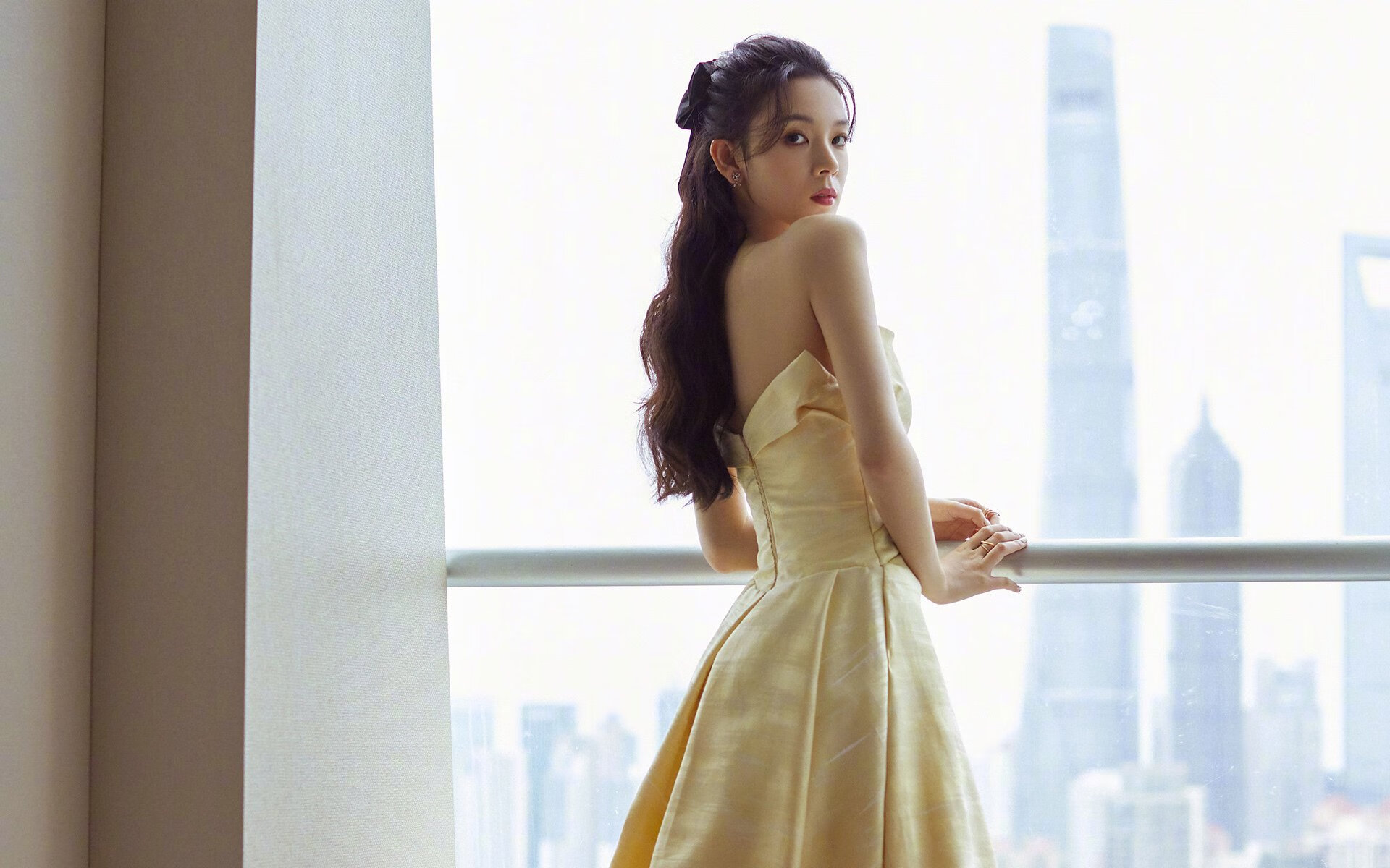 镭射炮对冷兵器，洛杉矶湖人如何以现代篮球火力体系轰炸北京队