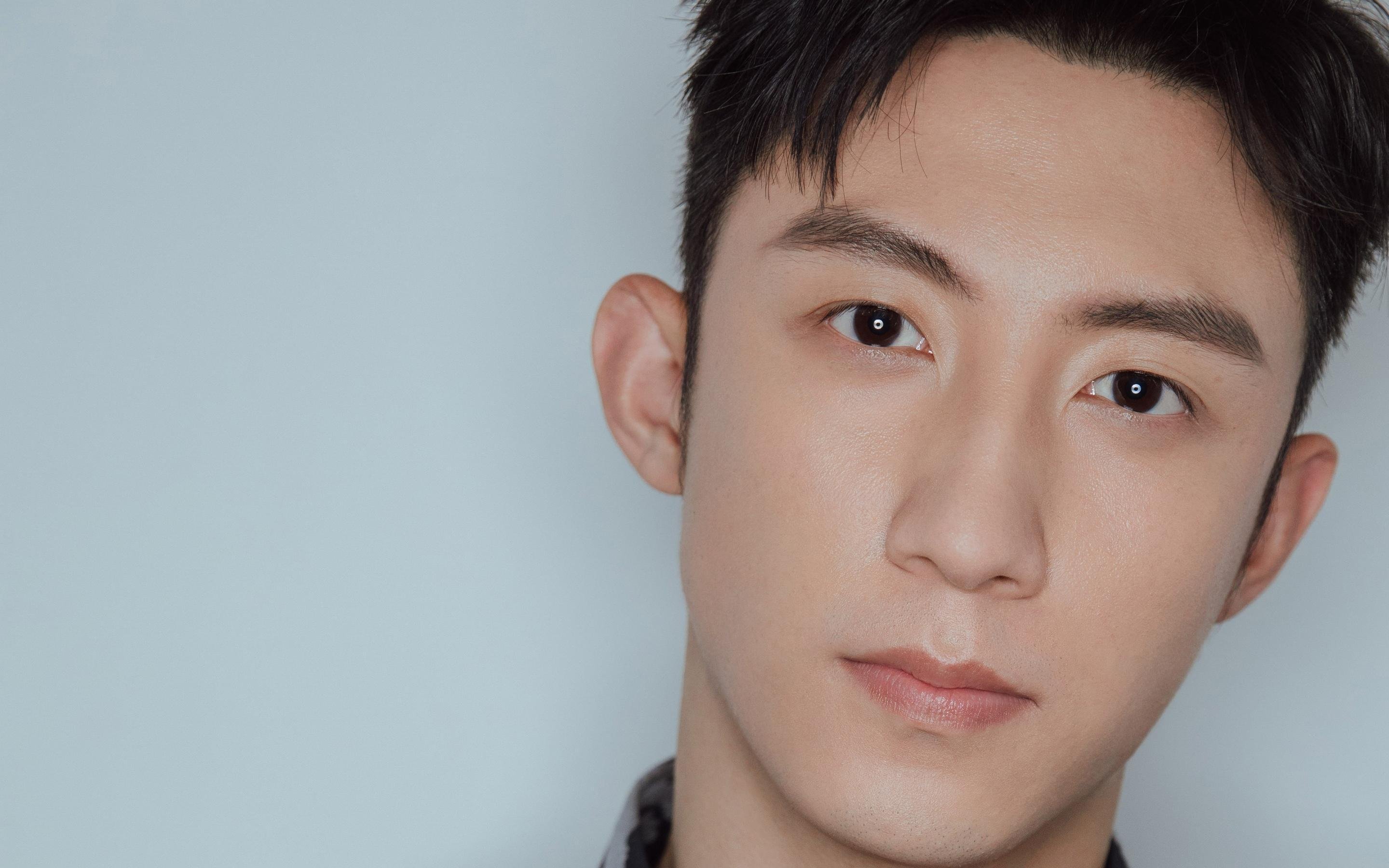 钢铁防线与璀璨锋芒,当雷霆封锁纽约,杰伦格林照亮欧陆之巅